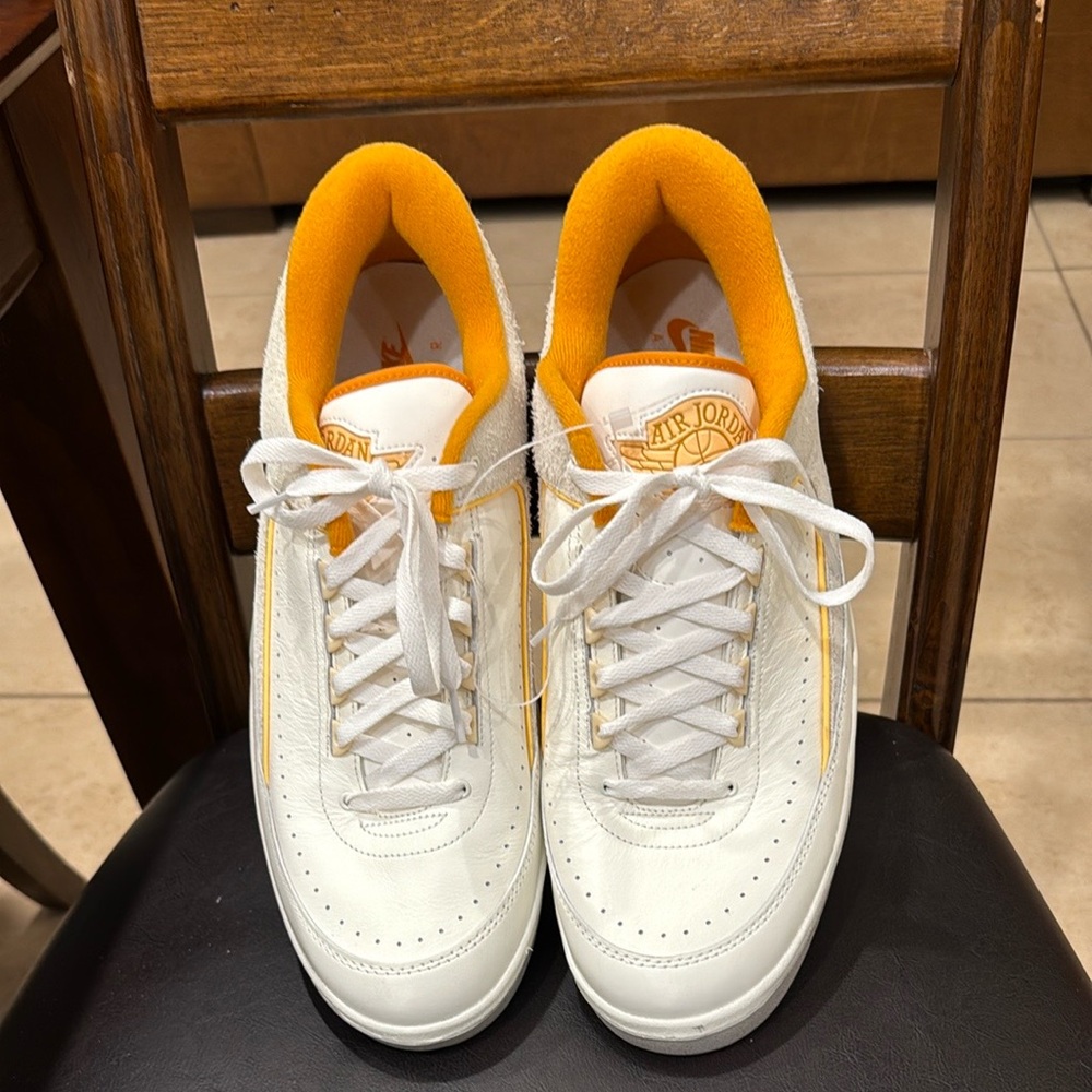 Air Jordan New  Size 18 White and Orange Retro Men's Basketball